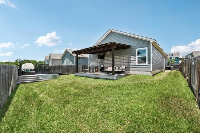 Building Photo - 6013 Eden Dr