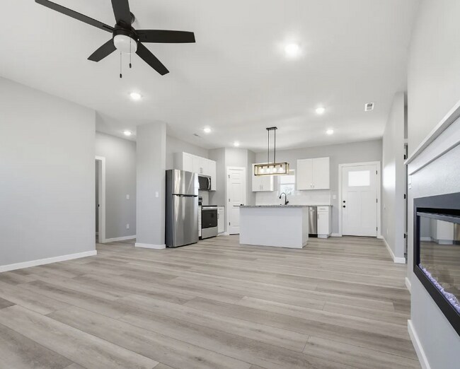 Building Photo - 46 Whitley Ln