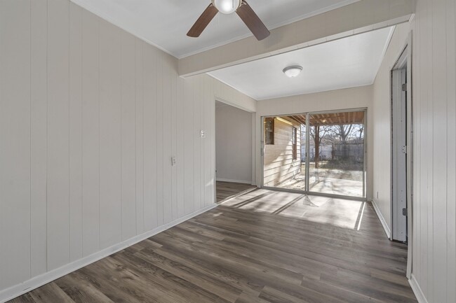 Building Photo - 1402 Chico Ct