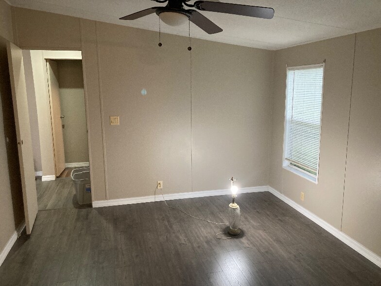 Building Photo - 20516 Spanish Ln