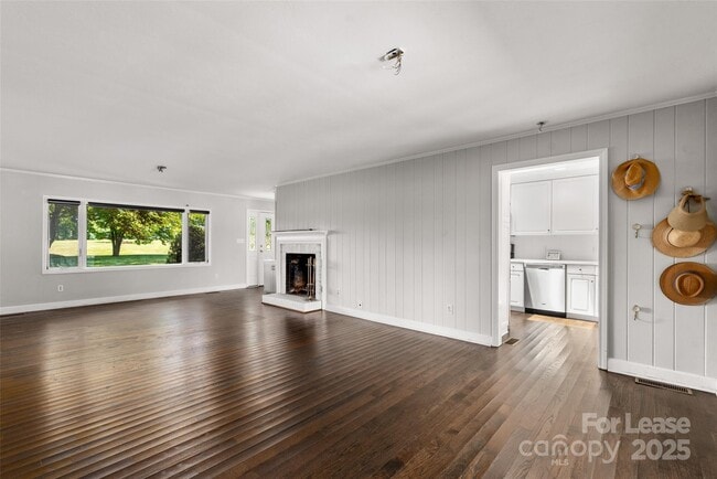 Building Photo - 5006 Kiser Island Rd