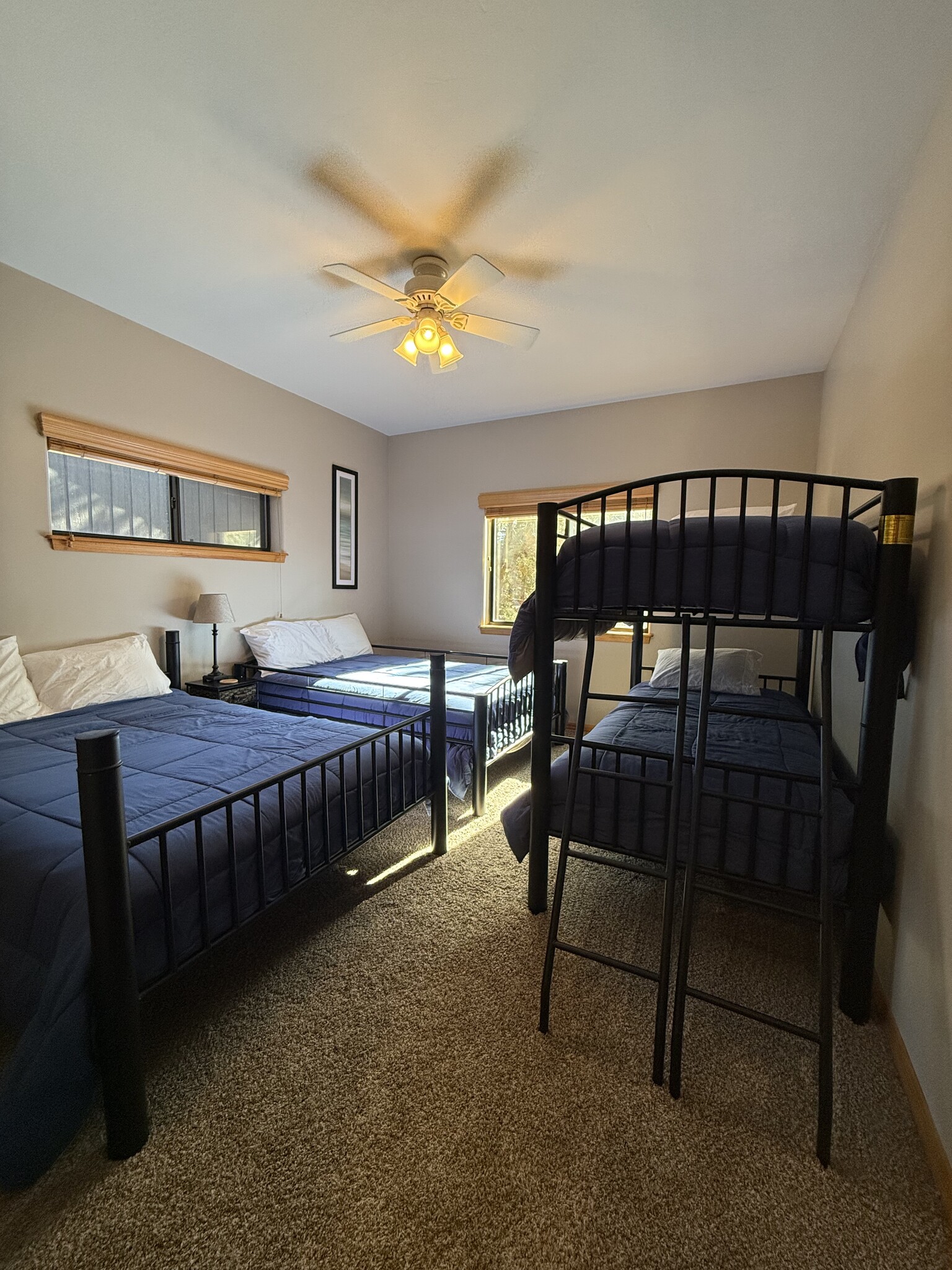 Building Photo - 5092 Mountain Gate Cir