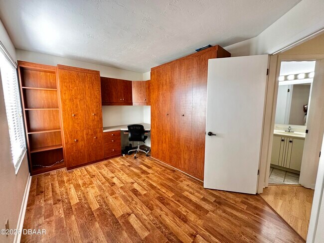 Building Photo - 113 Wood Duck Cir