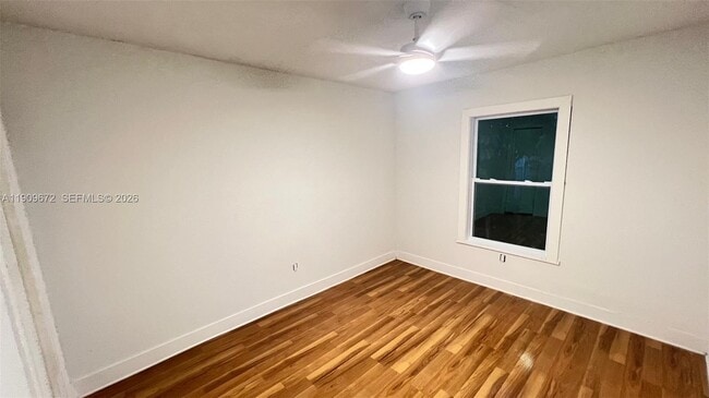 Building Photo - 707 N J St