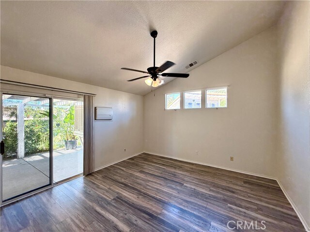 Building Photo - 1129 Osprey St