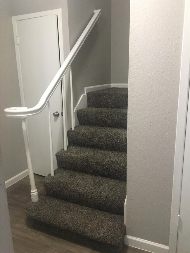 Building Photo - 6200 W Tidwell Rd