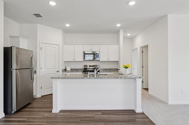 Building Photo - 108 Eleanor Ln