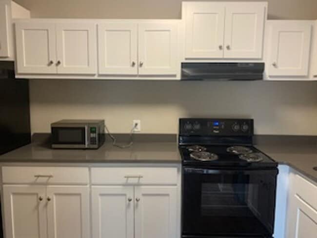 Interior Photo - Quail Creek Apts.
