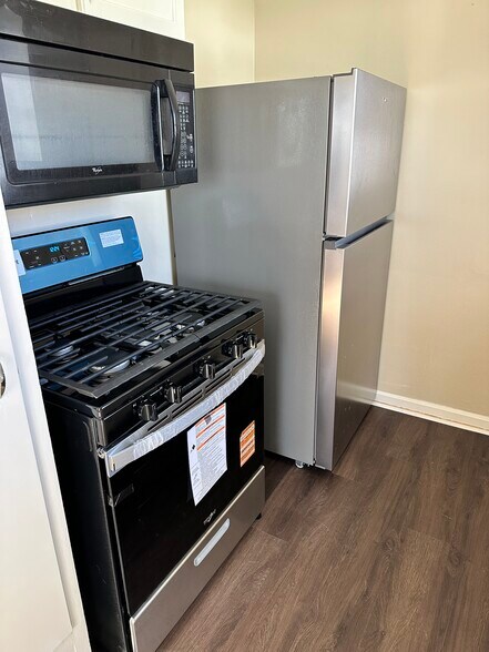 Building Photo - 1257 Hammel St