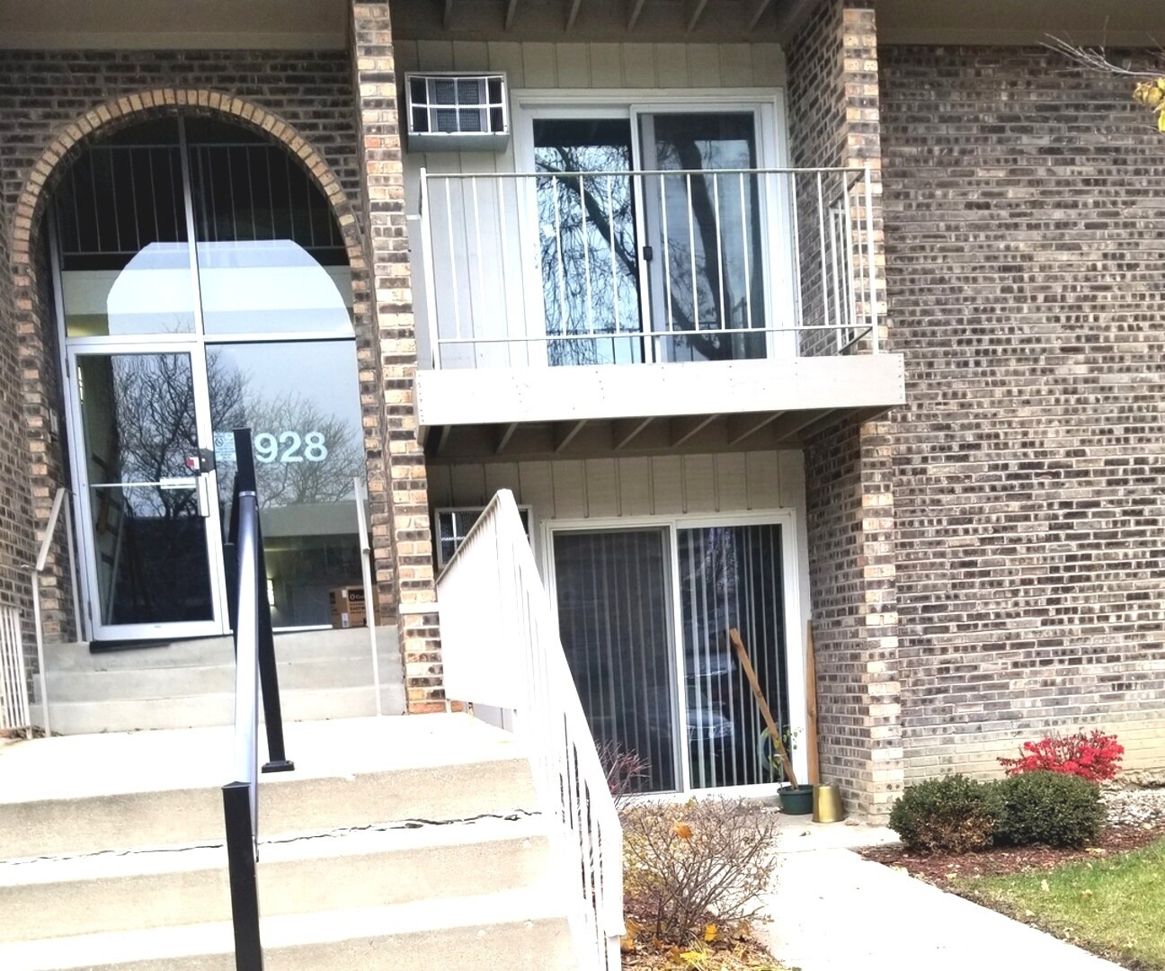 Building Photo - 928 Jonathon Ct