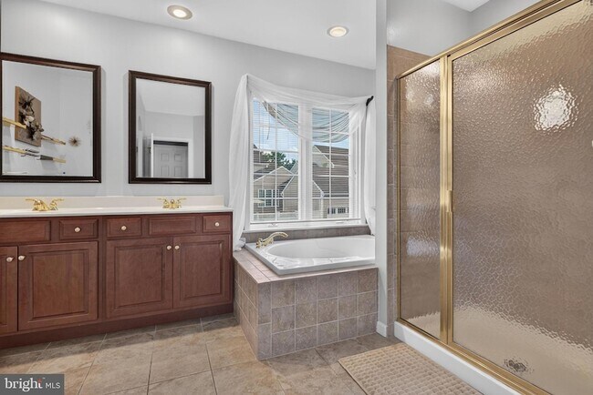 Building Photo - 1417 Hammock Way