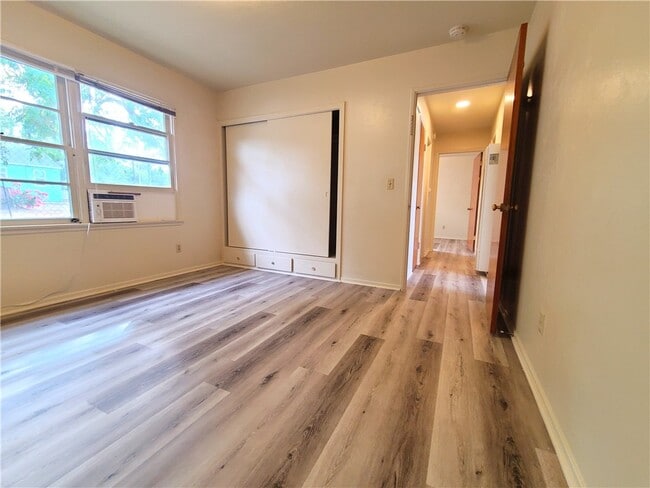 Building Photo - 24609 Richman Dr