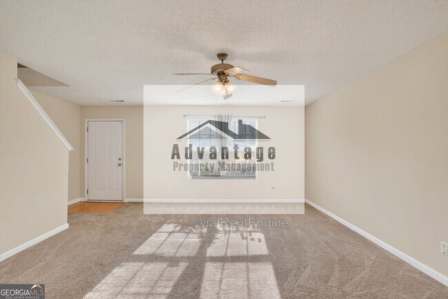 Building Photo - 8100 Oakley Cir