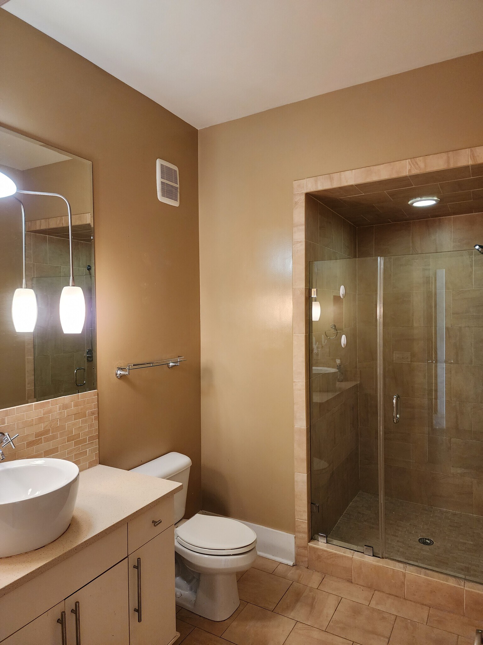 Building Photo - 801 N 4th St