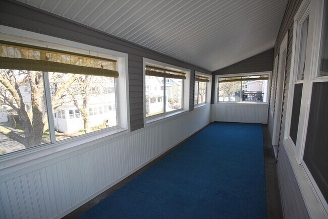 Building Photo - 63 Foster St