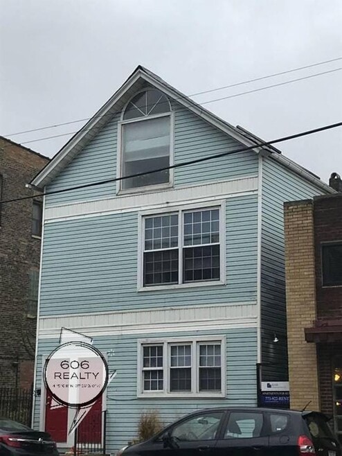 Building Photo - 2445 N Clybourn Ave