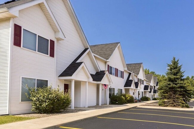 Building Photo - CHARTER OAKS TOWNHOMES