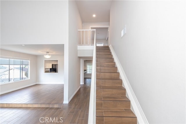 Building Photo - 1091 S Burlwood Dr