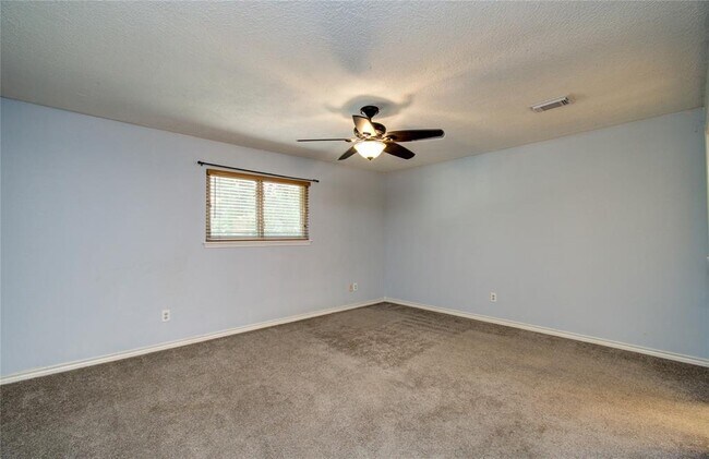 Building Photo - 12910 Kathy Ln