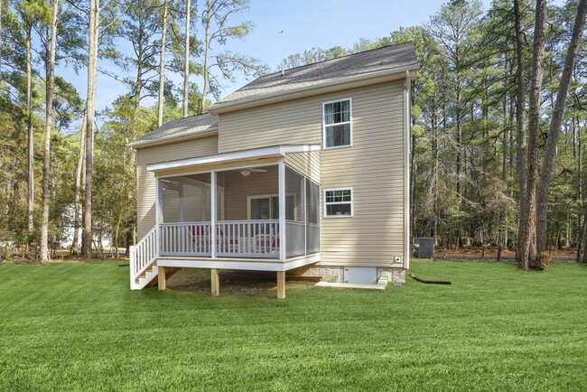 Building Photo - 2490 Skipper Ct
