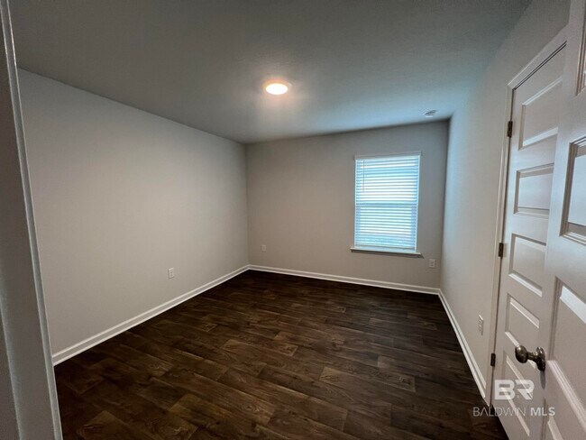 Building Photo - 10685 Northern Dancer Ct