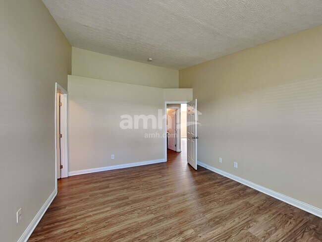 Building Photo - 7852 Highbrook Dr