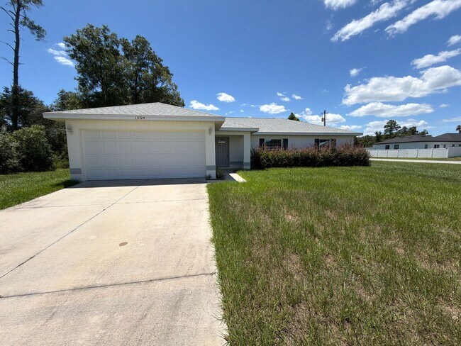 Building Photo - Desirable SW Ocala Neighborhood 3/2/2 **WON'T LAST**