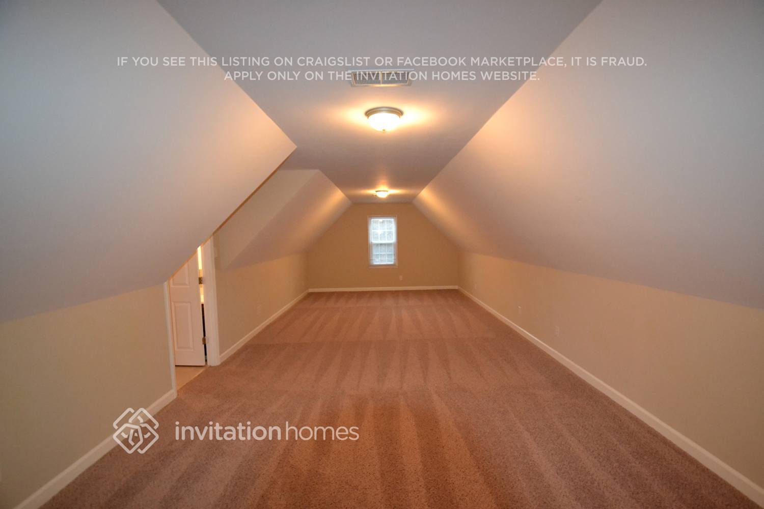 Building Photo - 7208 Applecross Ln