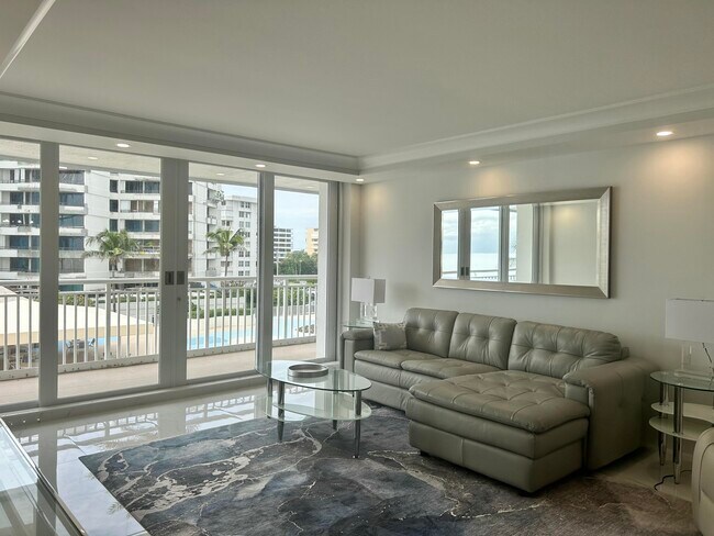 Building Photo - 3546 S Ocean Blvd