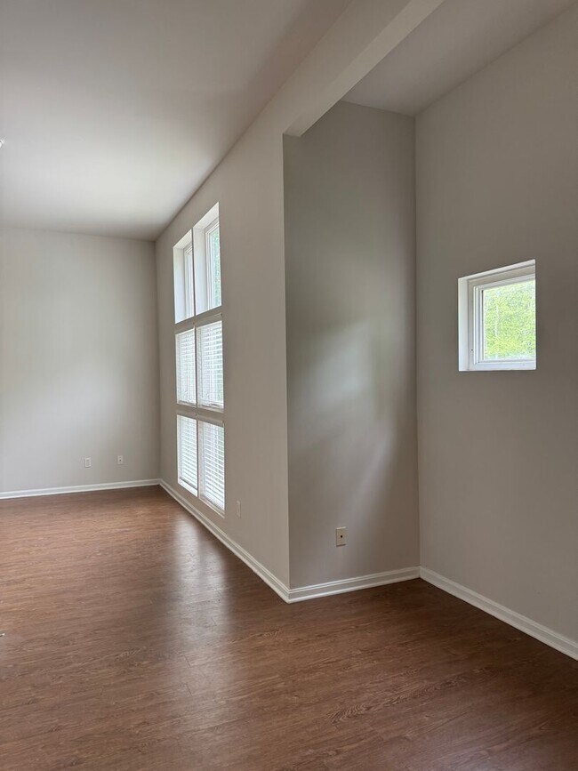 Building Photo - HIghlands/Crescent Hill area 2 bedroom
