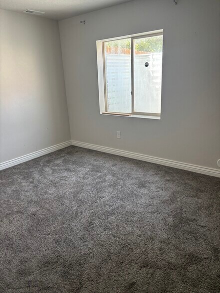 Building Photo - 2878 W Fox Hunters Loop