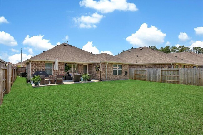 Building Photo - 15415 Surrey Pines Ln