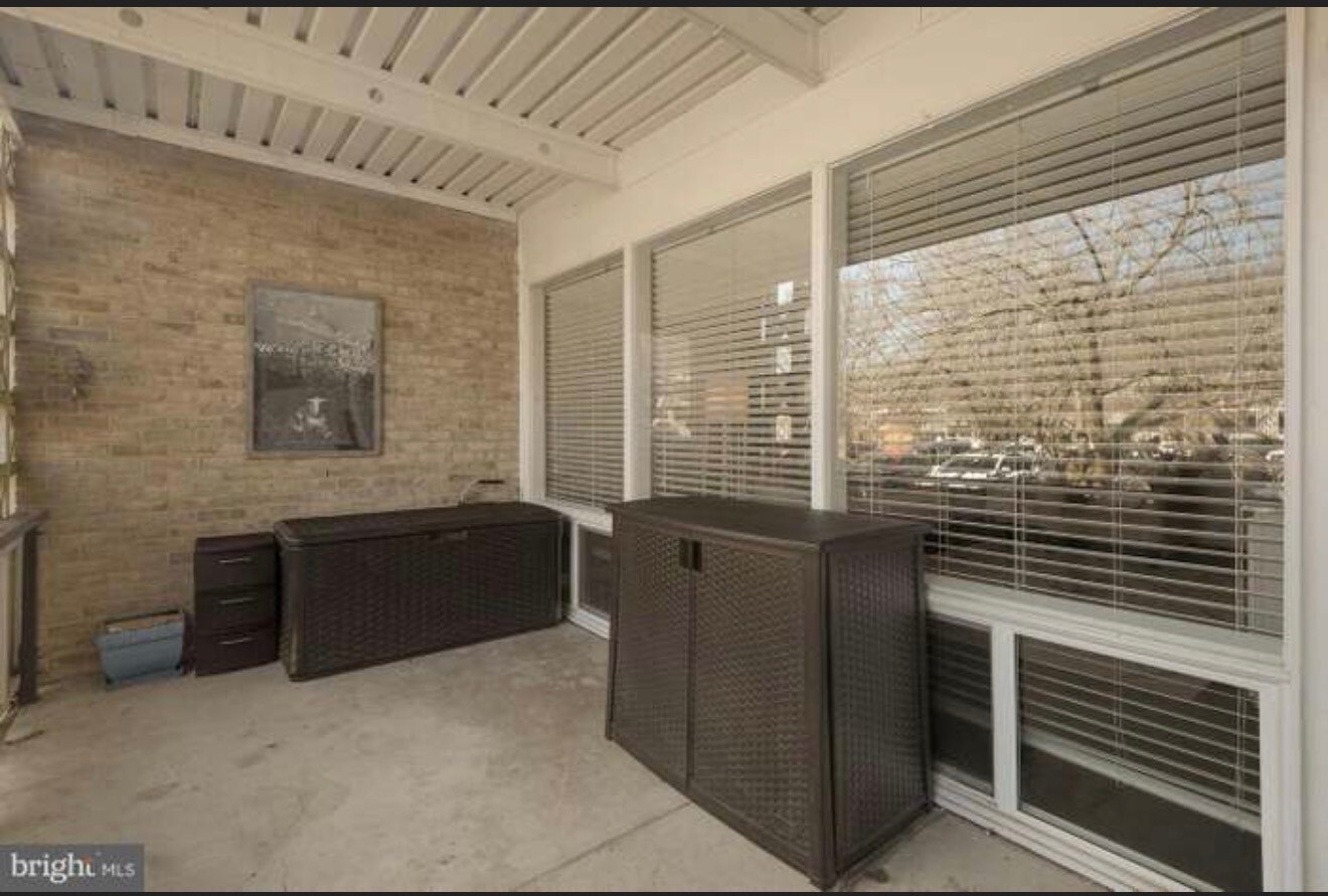 Building Photo - 7533 Spring Lake Dr