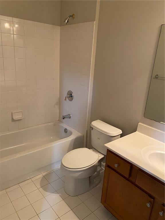 Building Photo - 7637 Forest Glen Way