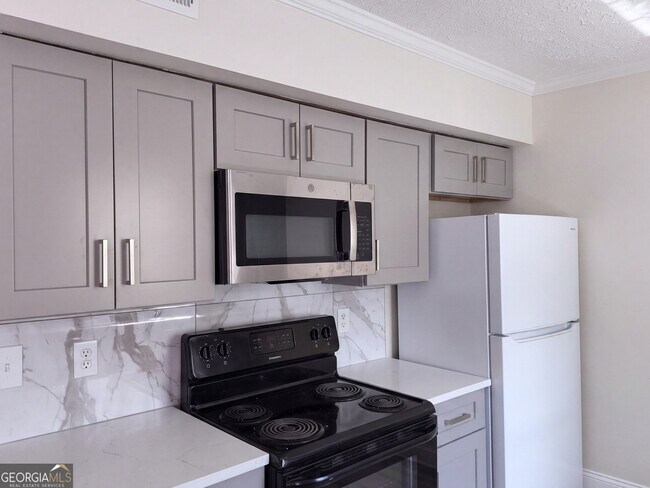 Building Photo - 120 Boley Dr