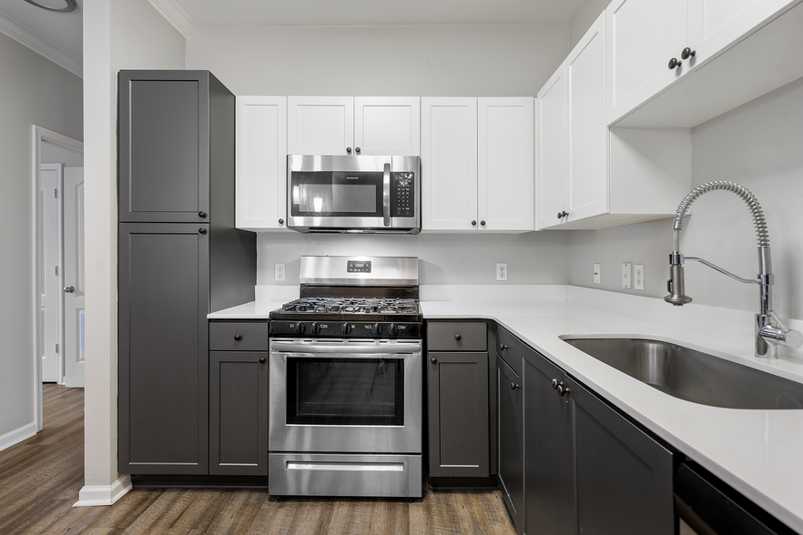 Stainless Steel Appliances - West Village