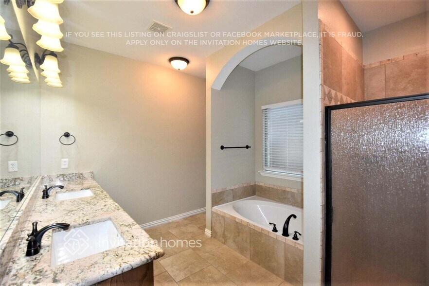 Building Photo - 382 Spyglass Dr