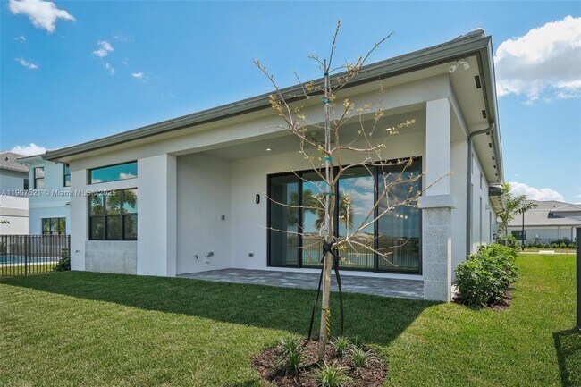 Building Photo - 13131 Feathering Wy