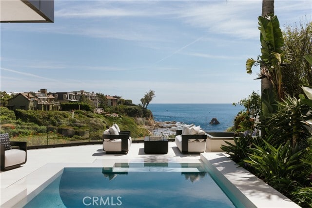 Building Photo - 212 Hazel Dr