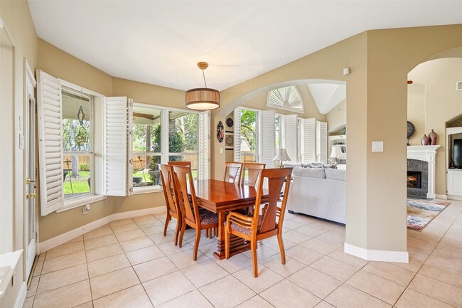 Building Photo - 3311 Charleston Ct