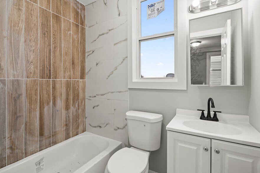 Building Photo - 103 Schley St