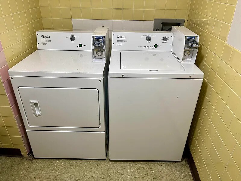 Building Photo - 13 Pennacook St