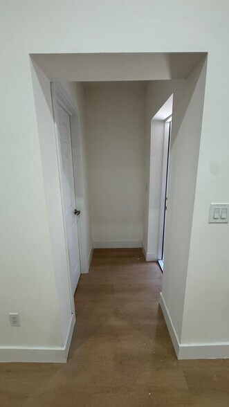 Building Photo - 3510 SW 58th Ct