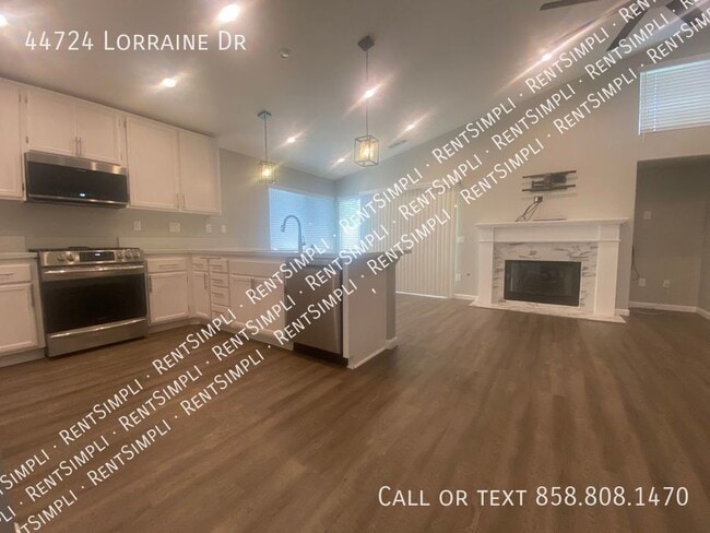 Building Photo - 44724 Lorraine Dr