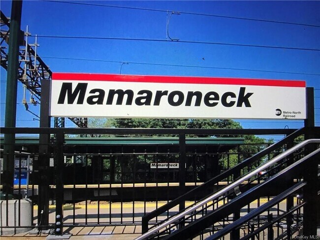 Building Photo - 216 Fenimore Rd