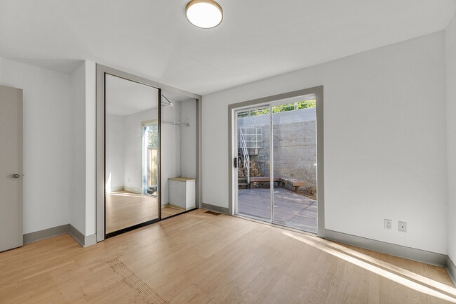 Building Photo - 50 Laidley St