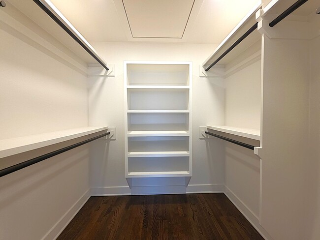 Building Photo - Lease this fully remodeled sanctuary – where modern luxury meets timeless East Texas charm!