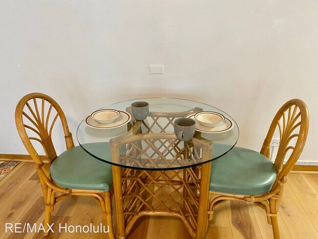 Building Photo - 2 br, 2 bath House - 1350 Ala Moana Blvd #...