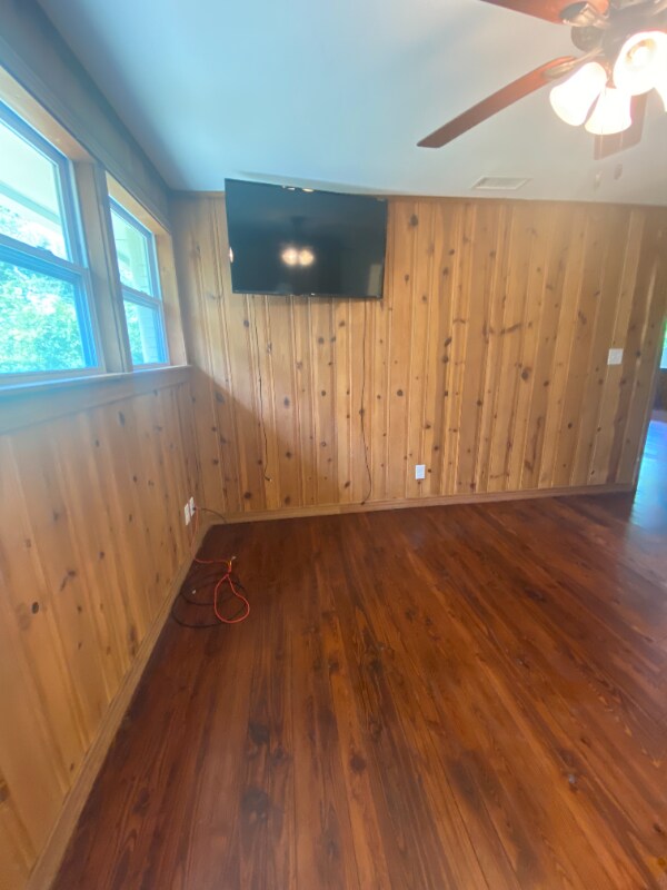 Building Photo - 437 Bunkers Cove Rd