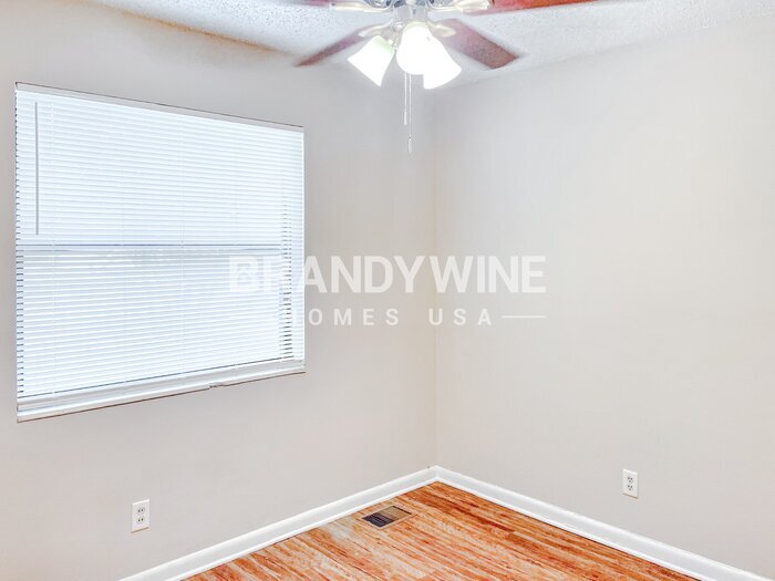 Building Photo - 4503 Anvers Blvd